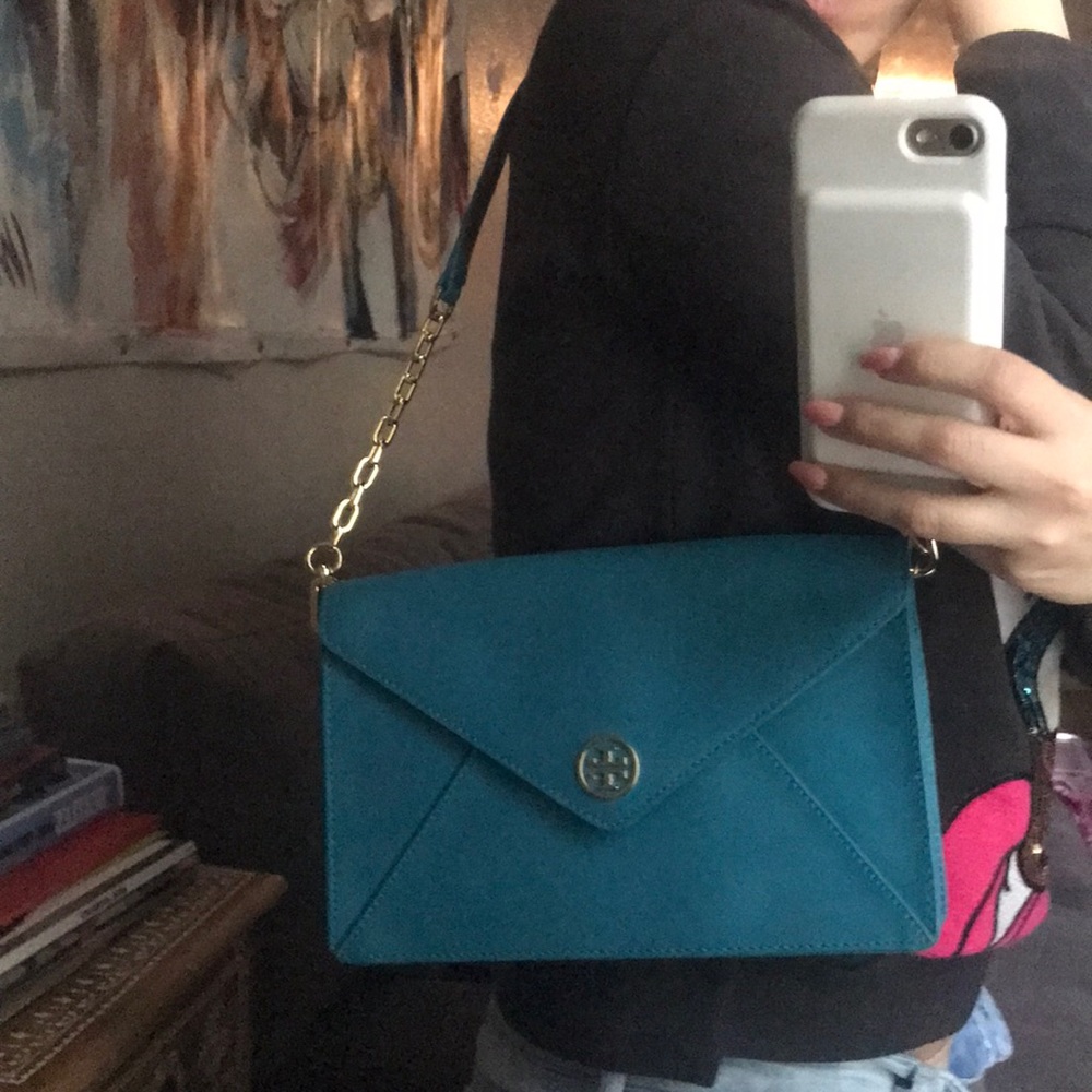 SOLD Tory Burch Aqua envelope clutch - Picture 5 of 8